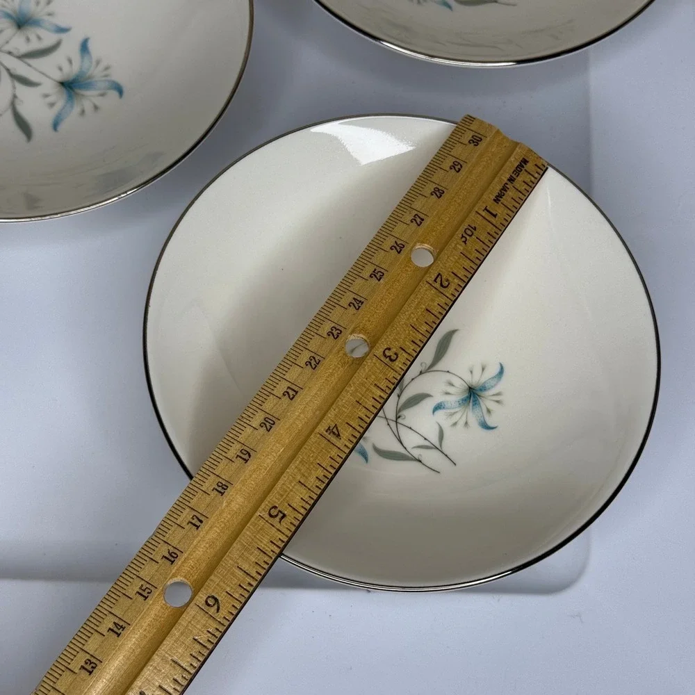 Homer Laughlin Triumph Cynthia Fine China Fruit Dessert Bowls Set of 8 Blue Lily
